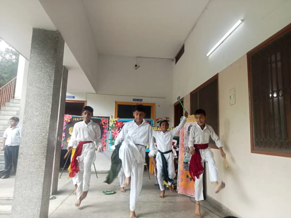 gallery-image